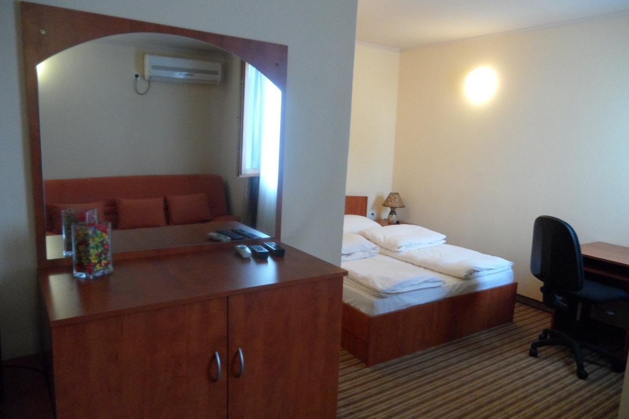 Motel Kolo Buna Habitación foto