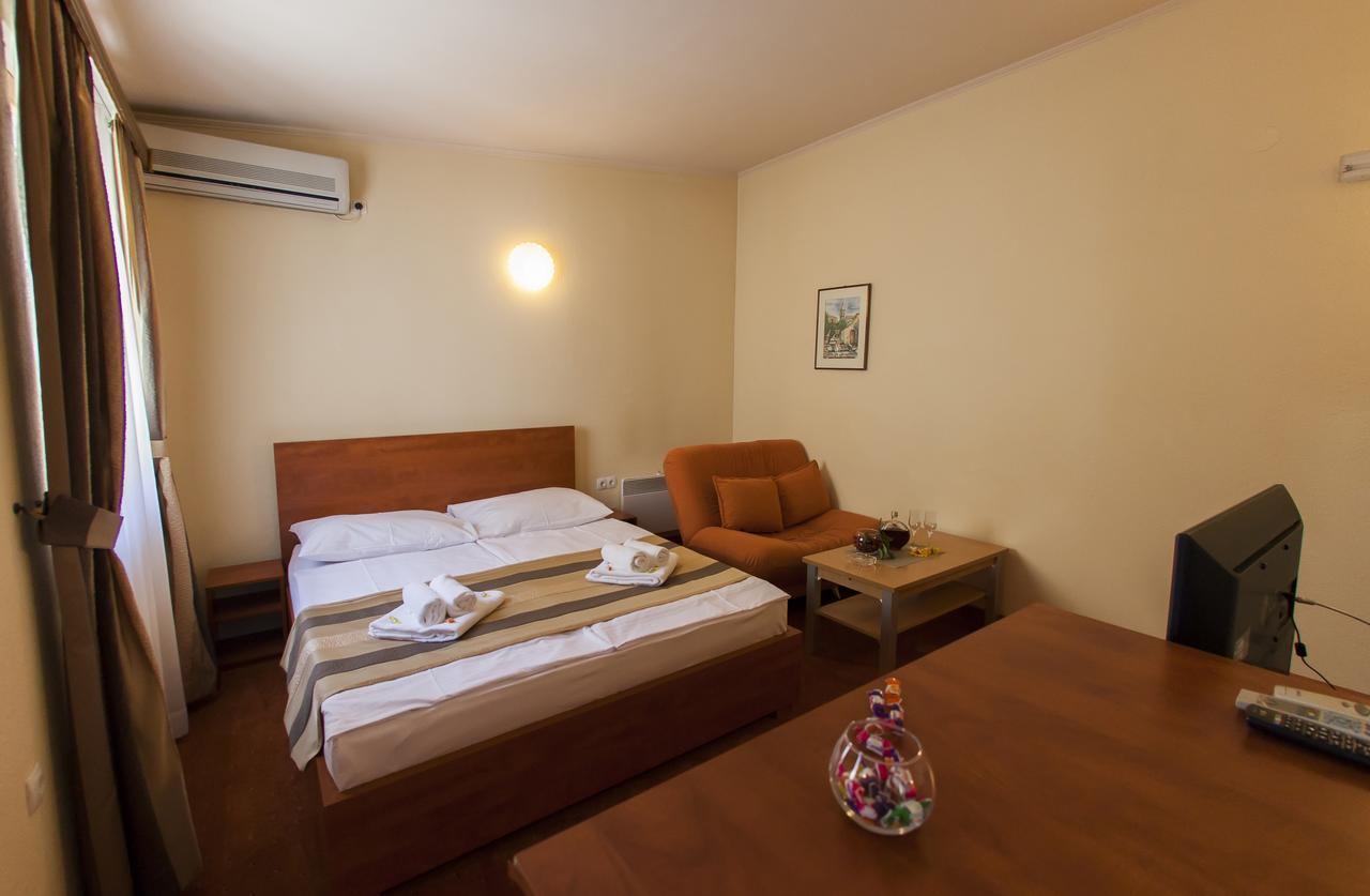 Motel Kolo Buna Habitación foto